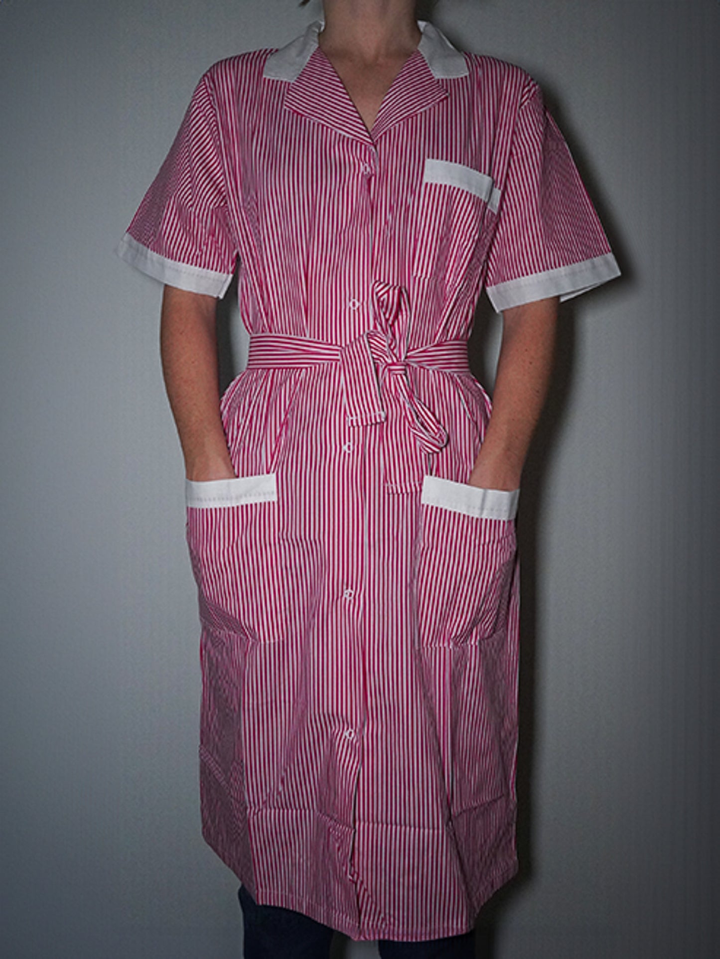 Blouse de travail rouge pour femme