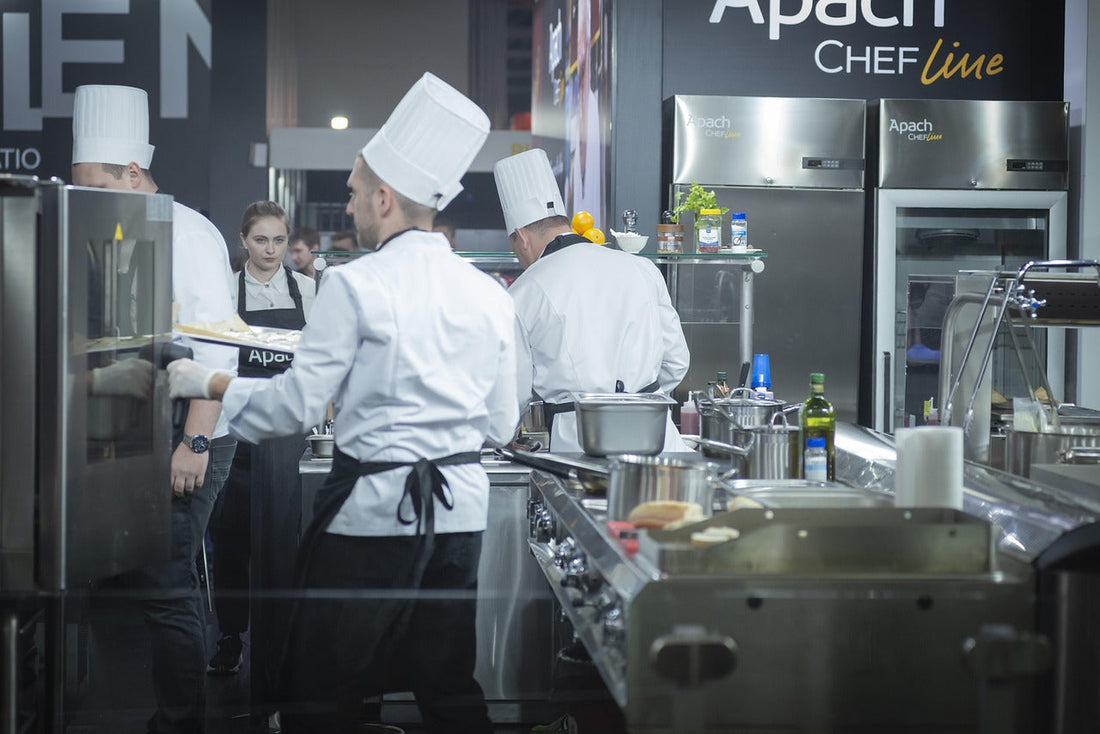 Toque de chef : comment choisir le bon modèle en cuisine professionnelle